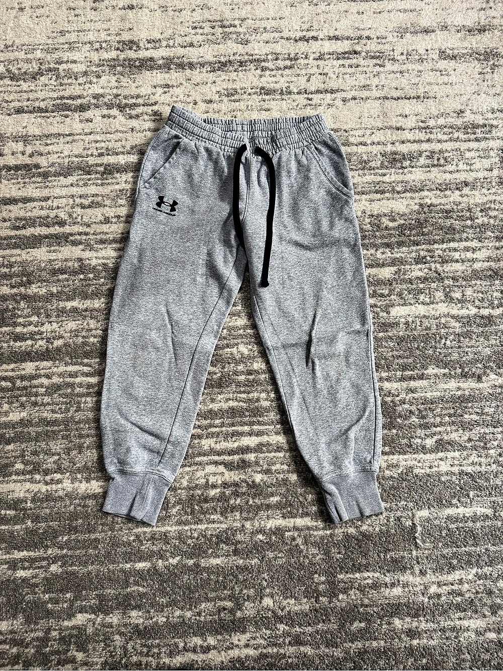 Under Armour Gray Jogger Pants Size Medium Like New